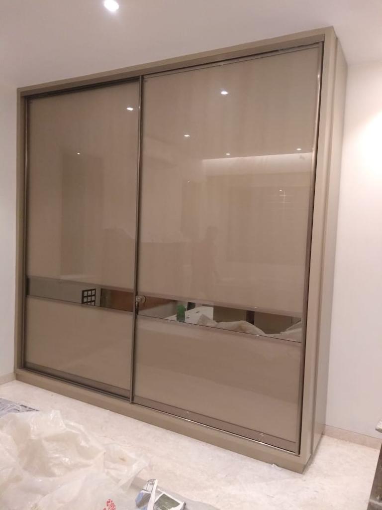 beautiful-wardrobe-designs-modular-wardrobes-dealers-manufacturers-in-noida-greater-noida-india